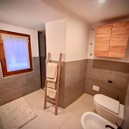 La Casa Di Lumi * Lanzada